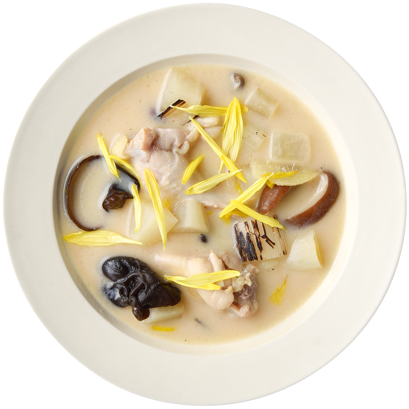 白味噌と酒粕の菊花スープ